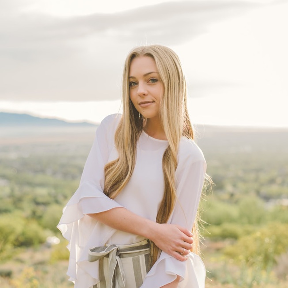 Meet your Posher, Lauren